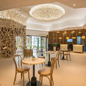 Novotel Arenas Aeroport 4* Nizza